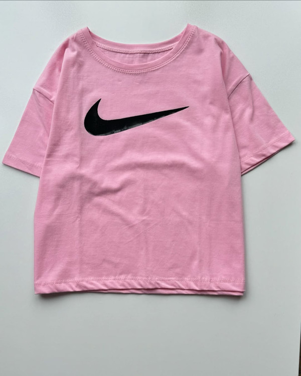 کراپ تیشرت نایک صورتی