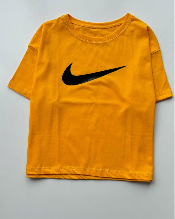 کراپ تیشرت زرد