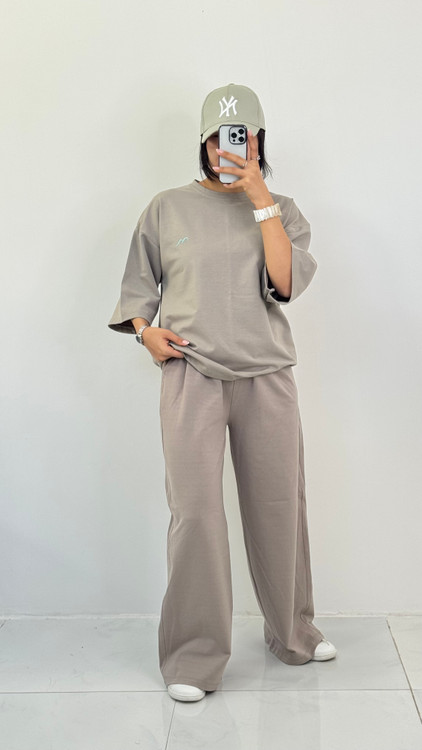 ست تیشرت شلوار سیمانی