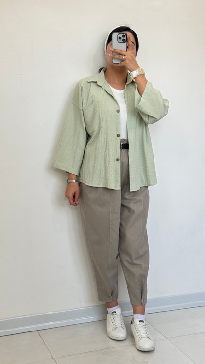 ترکیب رنگ ماچا و طوسی